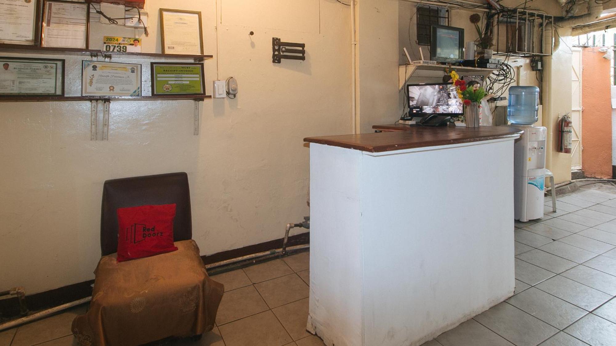 Reddoorz At City Stay Inns Marilao Lias Exterior foto